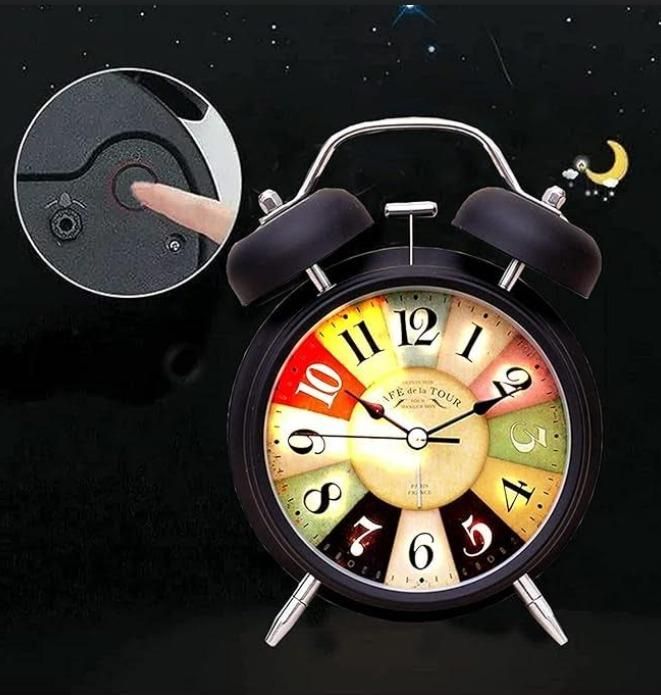 Metal European Style Vintage Silent Table Desk Alarm Clock